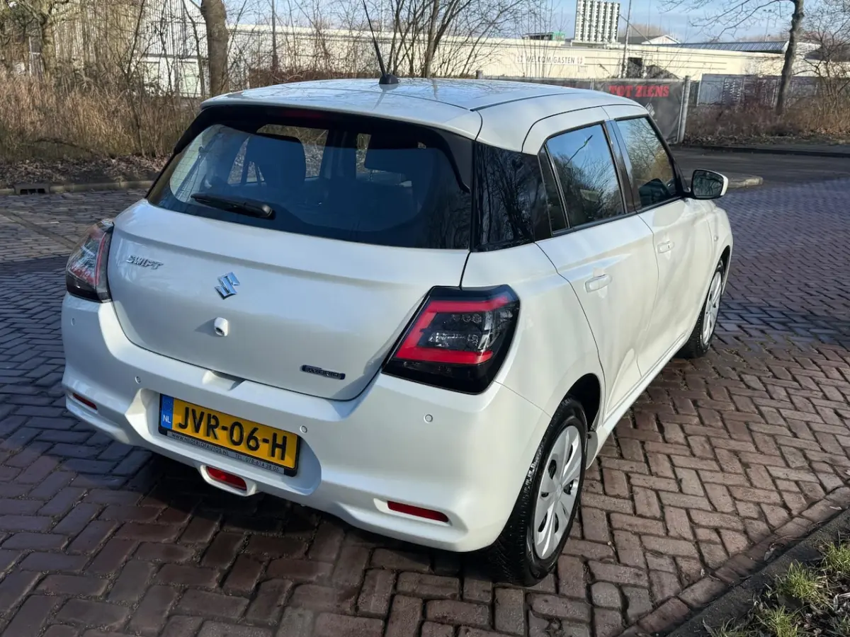 1.2 Comfort Smart Hybrid 1 Eig. b.j.1-2025, 9100 KM, Navi , Camera, PDC