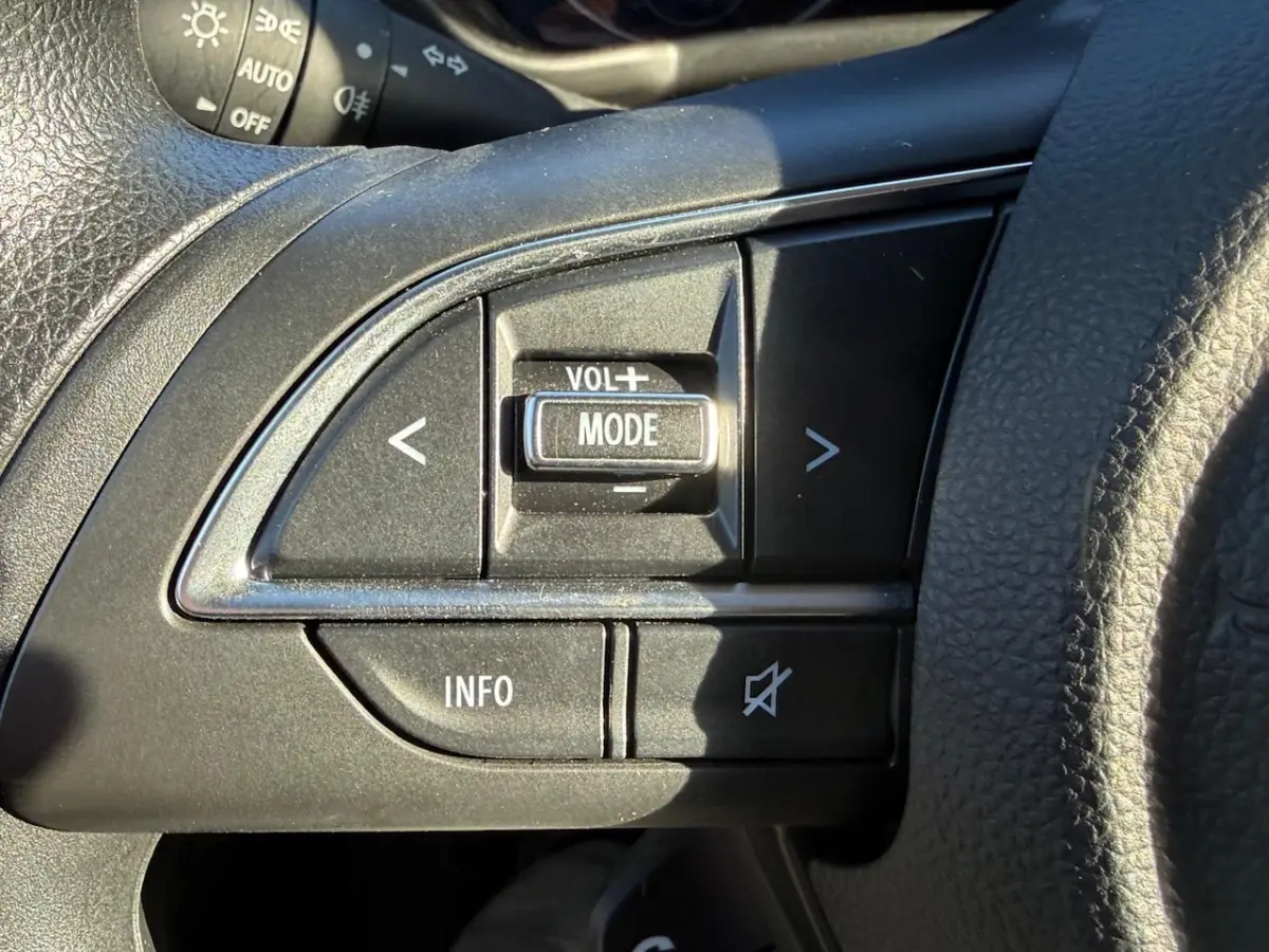 1.2 Comfort Smart Hybrid 1 Eig. b.j.1-2025, 9100 KM, Navi , Camera, PDC