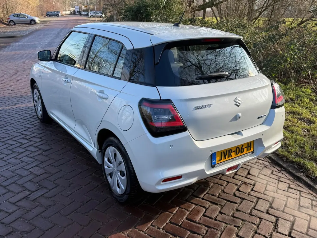 1.2 Comfort Smart Hybrid 1 Eig. b.j.1-2025, 9100 KM, Navi , Camera, PDC