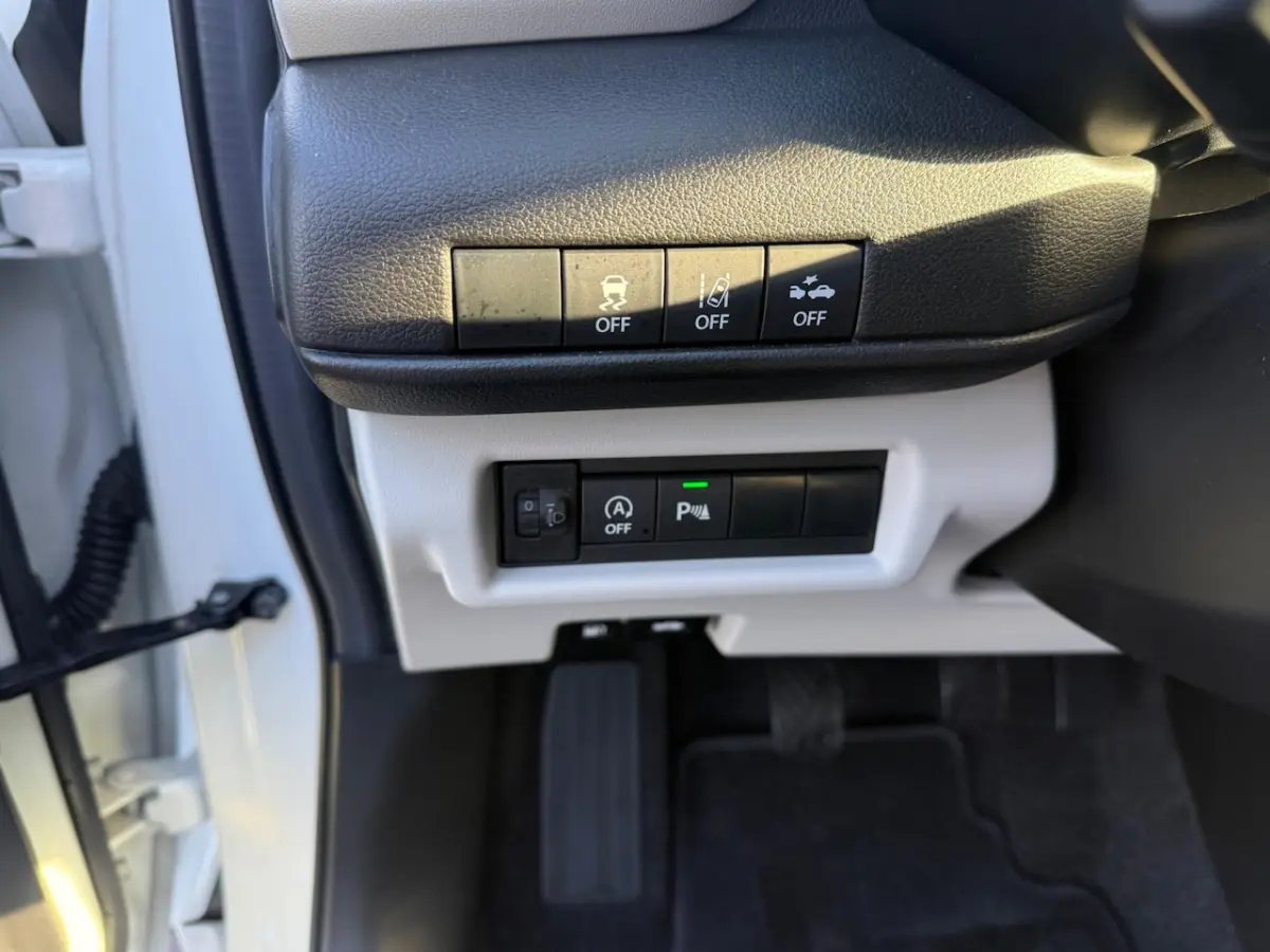 1.2 Comfort Smart Hybrid 1 Eig. b.j.1-2025, 9100 KM, Navi , Camera, PDC
