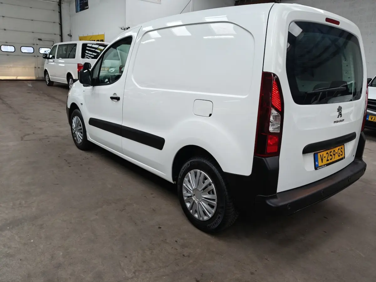 120 1.6 BlueHDi 75 L1 XR Euro 6