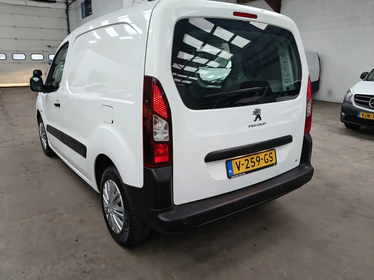120 1.6 BlueHDi 75 L1 XR Euro 6
