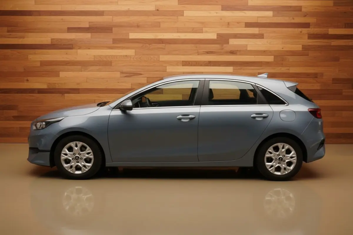Ceed 1.0 T-GDi DynamicLine | 120PK | CARPLAY | CAMERA