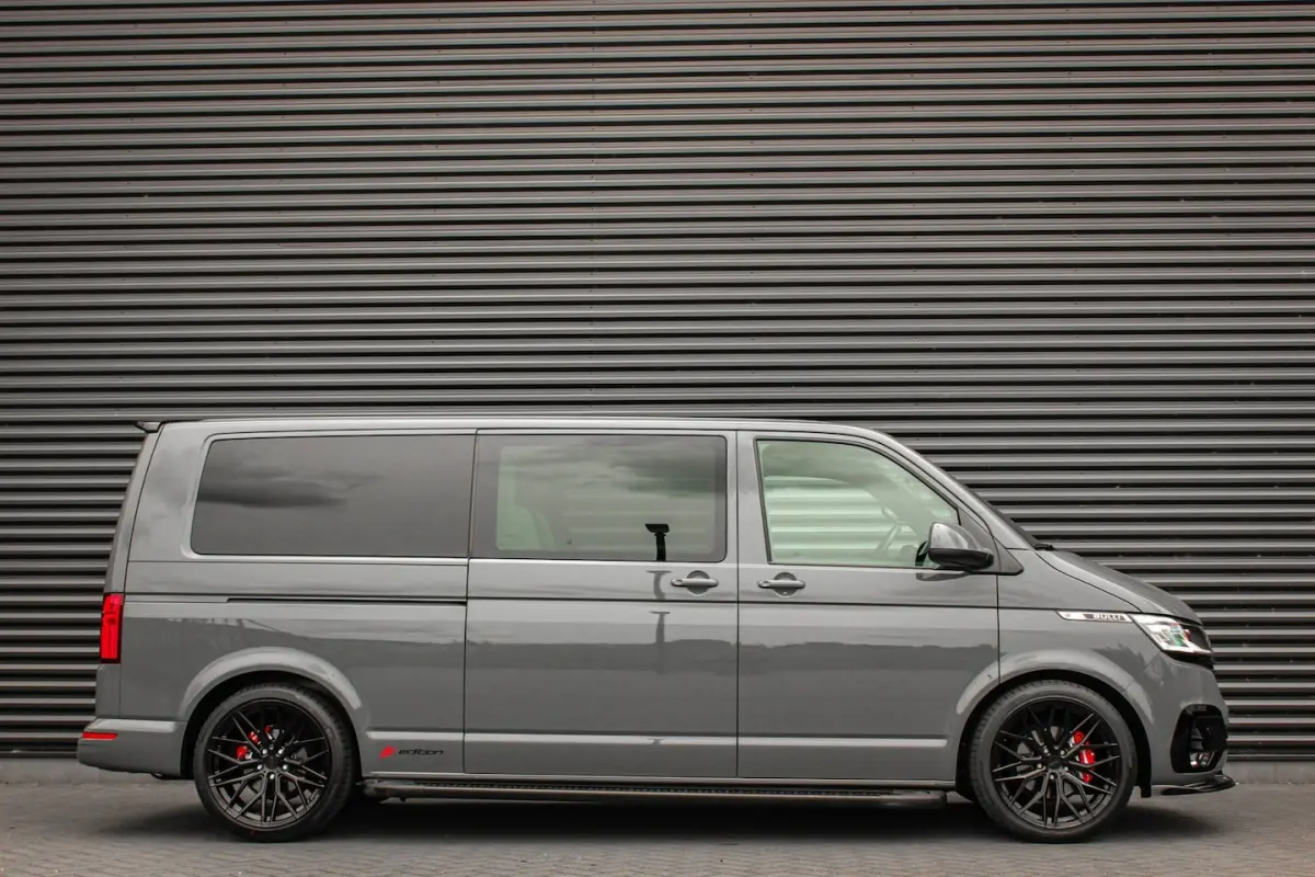 2.0 TDI L2H1 150PK JB-EDITION DSG / ALCANTARE HEMEL / LEDEREN BEKLEDING / FULL / APPLE CAR