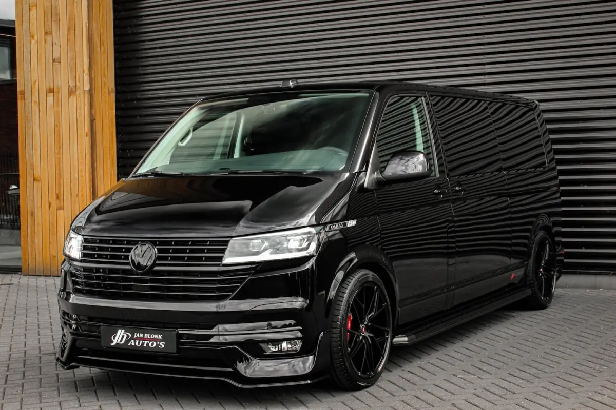 2.0 TDI L2H1 150PK BULLI DC DUBBEL CABINE / LEIGHTONVANS BODYKIT / FULL OPTINS / LEDER / F