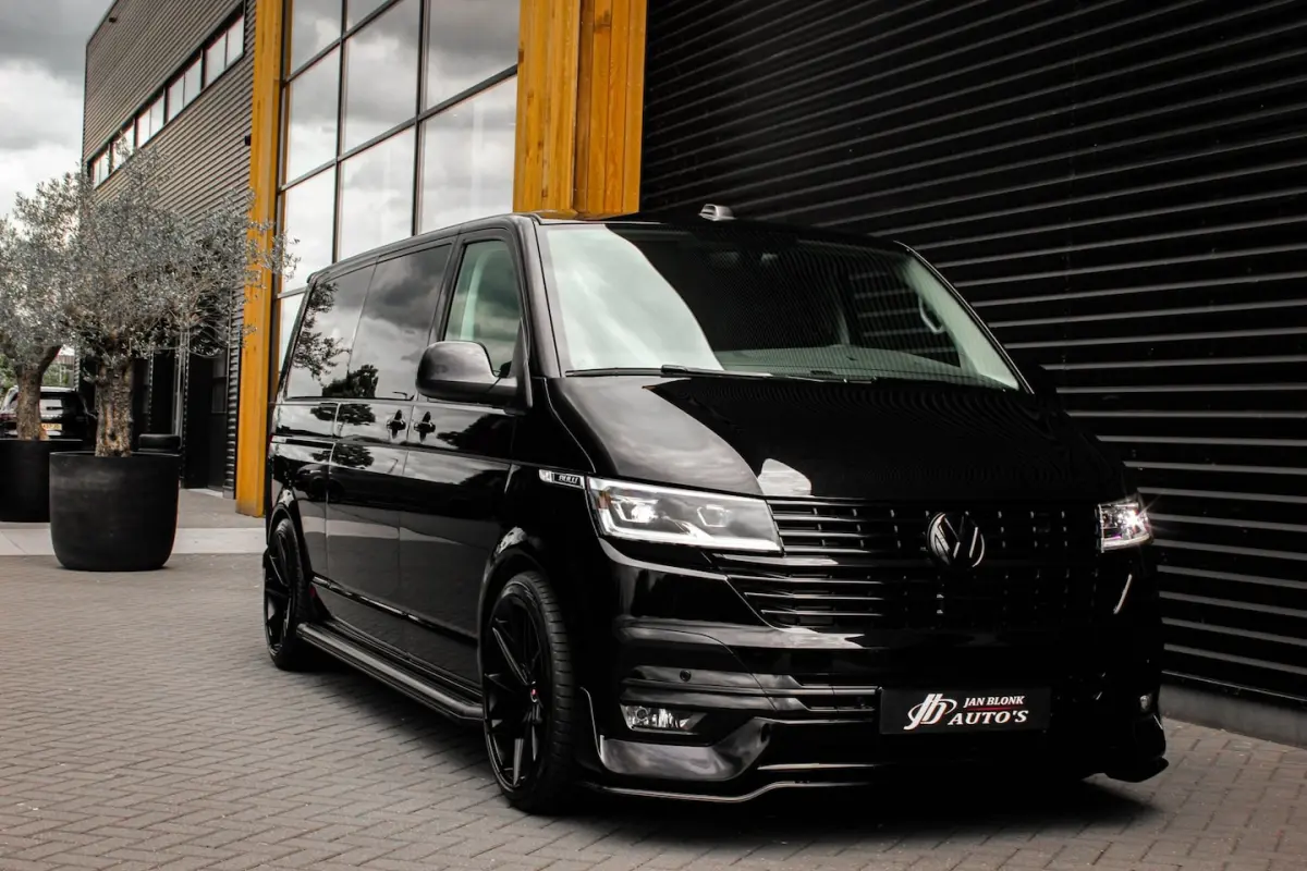 2.0 TDI L2H1 150PK BULLI DC DUBBEL CABINE / LEIGHTONVANS BODYKIT / FULL OPTINS / LEDER / F