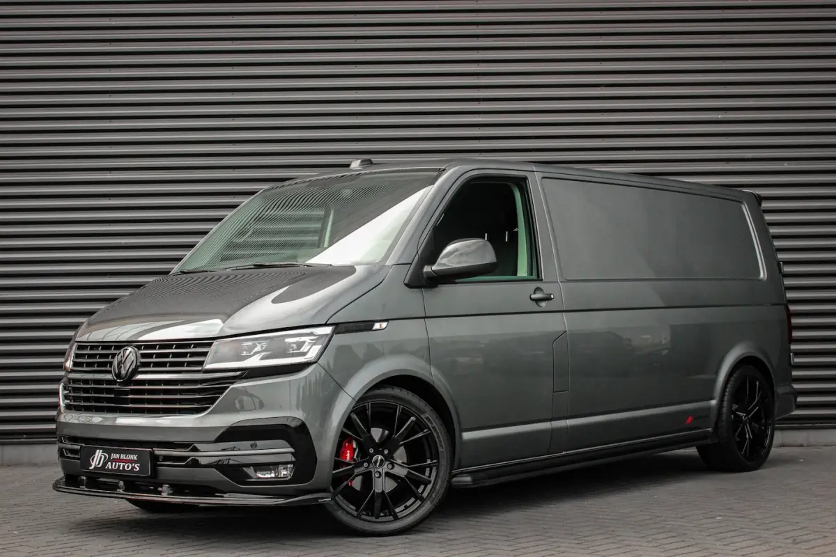 2.0 TDI L2H1 150PK JB- EDITION DSG / PDC / VERLAGINGSVEREN / LEDEREN BEKLEDING / FULL / AP