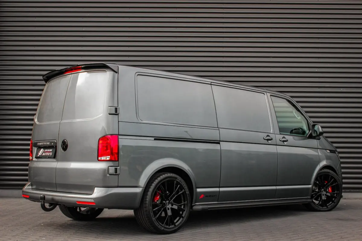 2.0 TDI L2H1 150PK JB- EDITION DSG / PDC / VERLAGINGSVEREN / LEDEREN BEKLEDING / FULL / AP