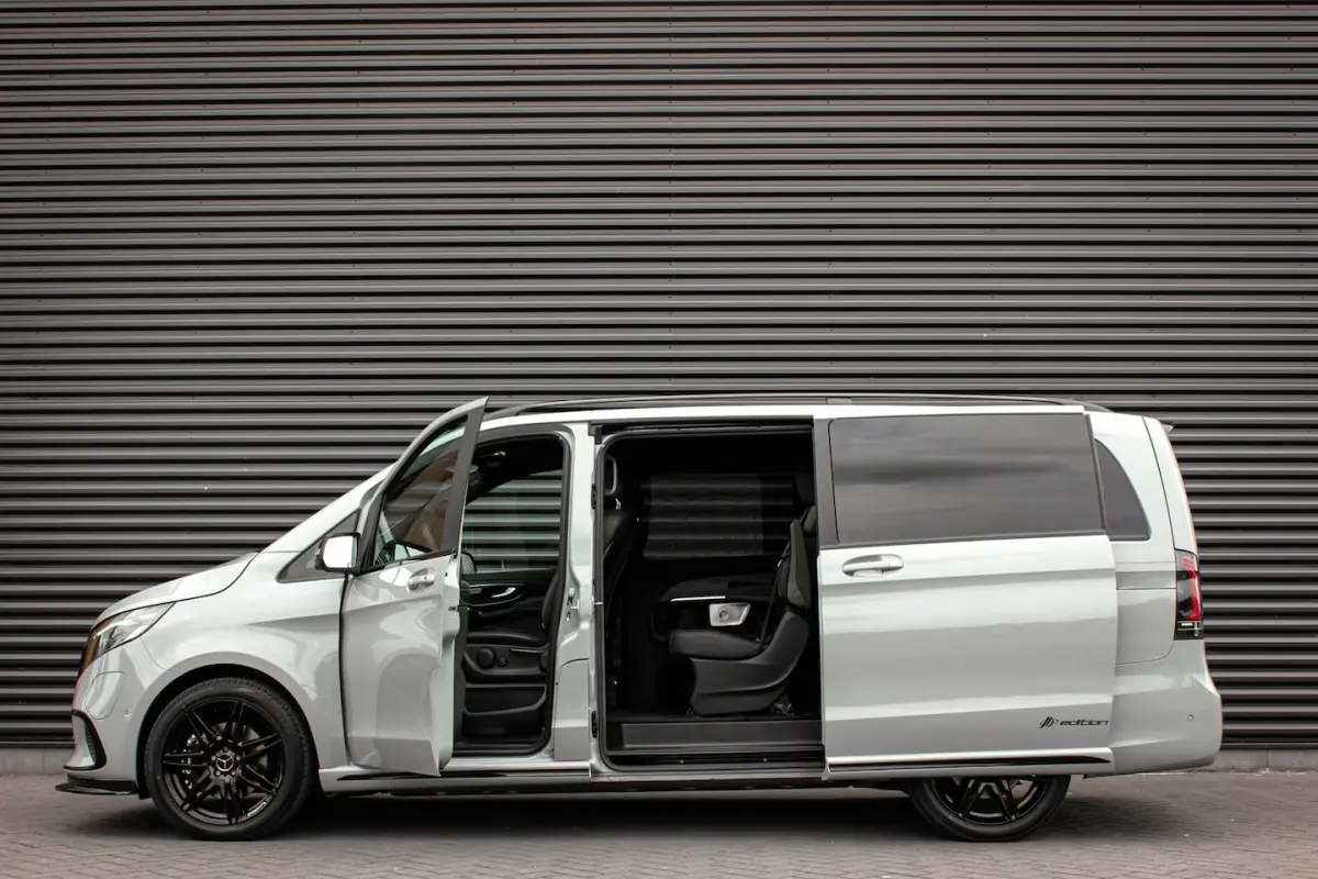 300 AMG L2 90 kWh 2X ELEK.SCHUIFDEUREN / MULTIEBEAM / 360 CAMERA / 7-PERSOONS / BURMESTER
