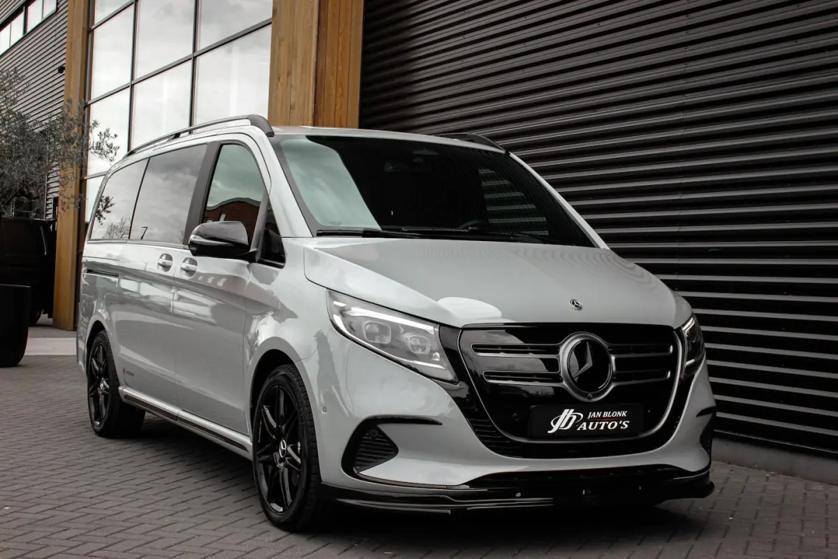300 AMG L2 90 kWh 2X ELEK.SCHUIFDEUREN / MULTIEBEAM / 360 CAMERA / 7-PERSOONS / BURMESTER