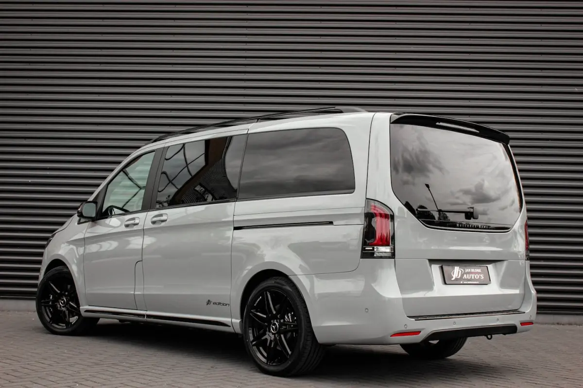 300 AMG L2 90 kWh 2X ELEK.SCHUIFDEUREN / MULTIEBEAM / 360 CAMERA / 7-PERSOONS / BURMESTER