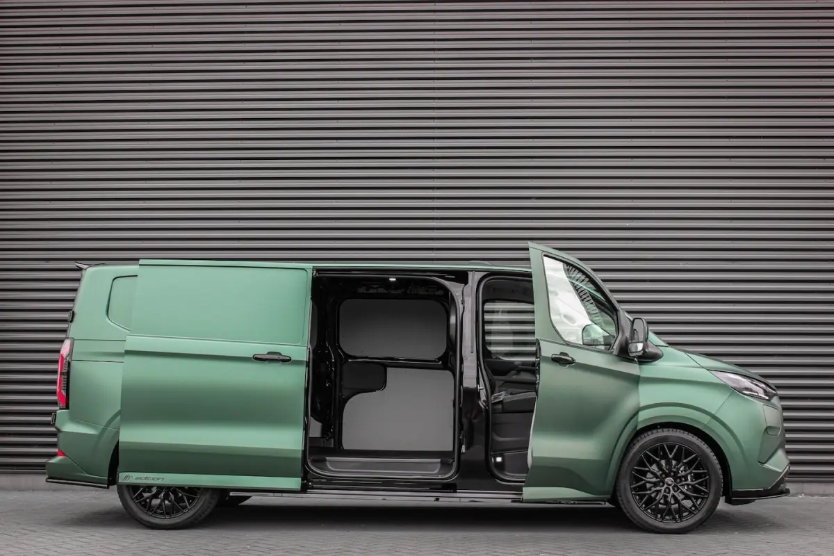 340 L2H1 Limited 71 kWh 218PK / JB- EDITON / CAMERA / 350KM RANGE / APPLE CARPLAY /DRIVERS