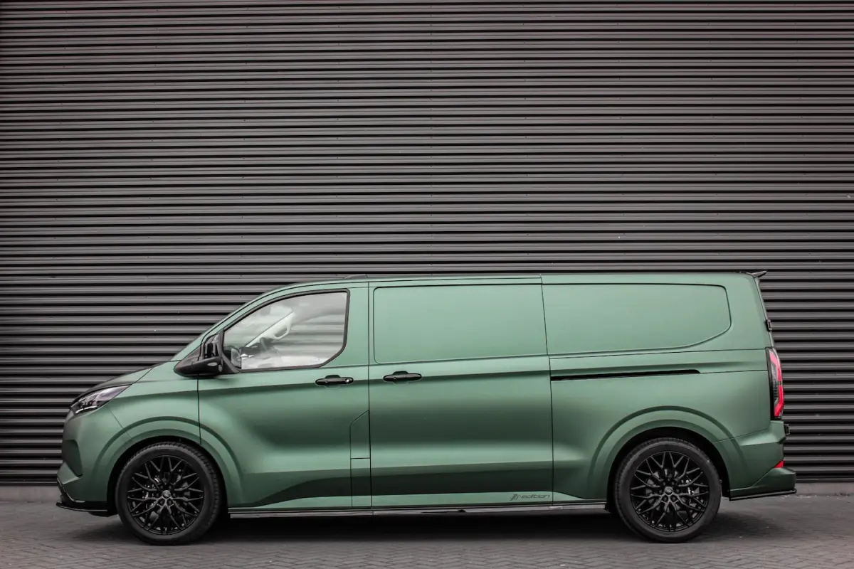 340 L2H1 Limited 71 kWh 218PK / JB- EDITON / CAMERA / 350KM RANGE / APPLE CARPLAY /DRIVERS