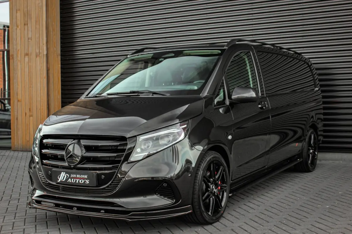 119 CDI L3 4x4 SELECT LANG / BPM VRIJ / FULL BLACK OPS / VERLAAGD / AMG / SIDE- BARS / SPO