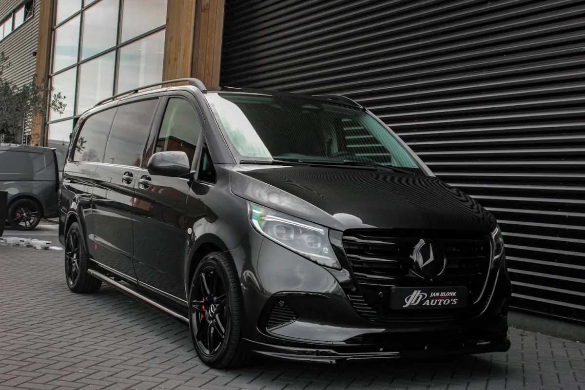 119 CDI L3 4x4 SELECT LANG / BPM VRIJ / FULL BLACK OPS / VERLAAGD / AMG / SIDE- BARS / SPO