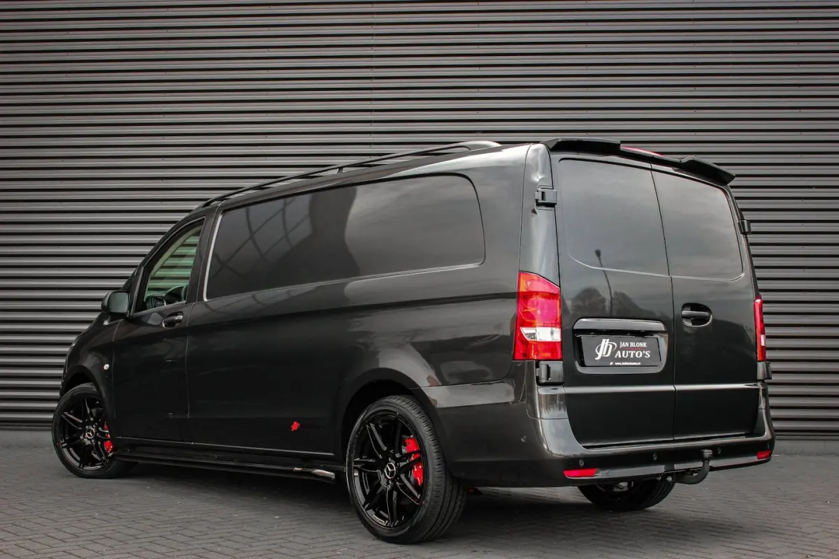 119 CDI L3 4x4 SELECT LANG / BPM VRIJ / FULL BLACK OPS / VERLAAGD / AMG / SIDE- BARS / SPO