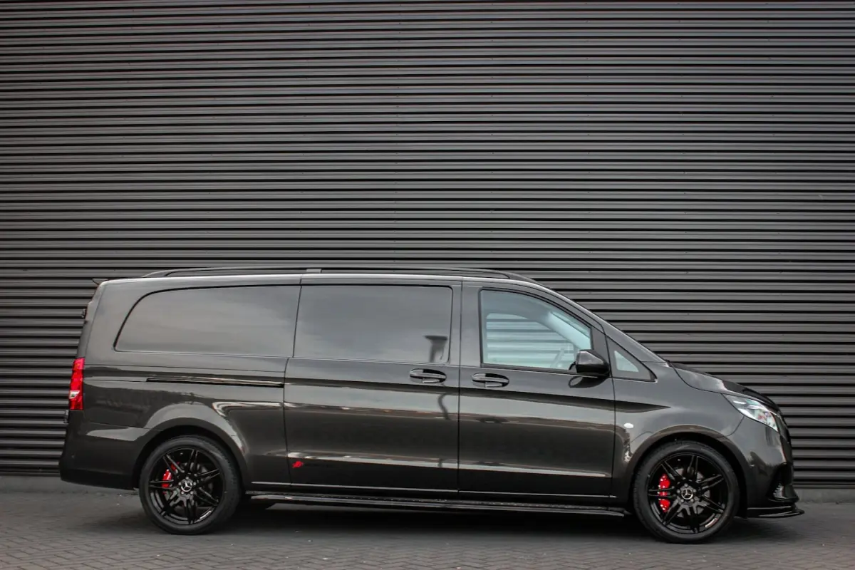 119 CDI L3 4x4 SELECT LANG / BPM VRIJ / FULL BLACK OPS / VERLAAGD / AMG / SIDE- BARS / SPO