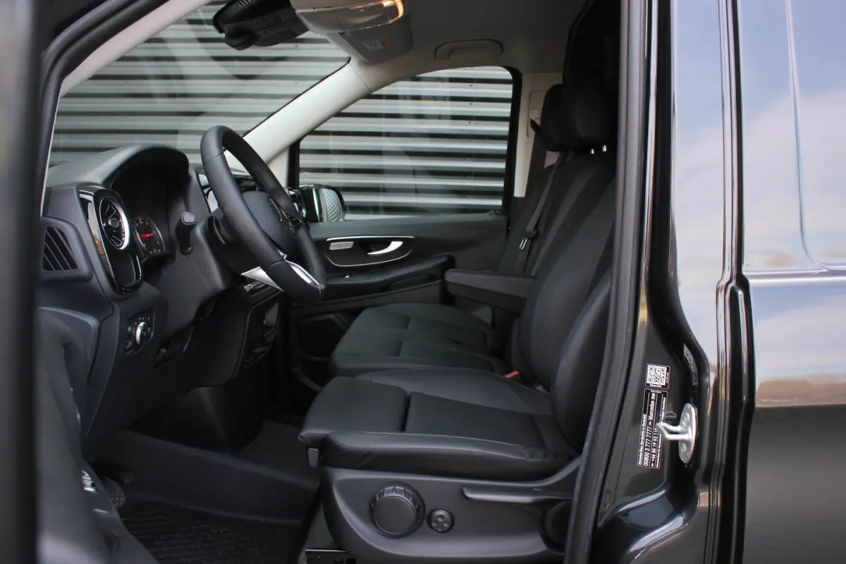 119 CDI L3 4x4 SELECT LANG / BPM VRIJ / FULL BLACK OPS / VERLAAGD / AMG / SIDE- BARS / SPO