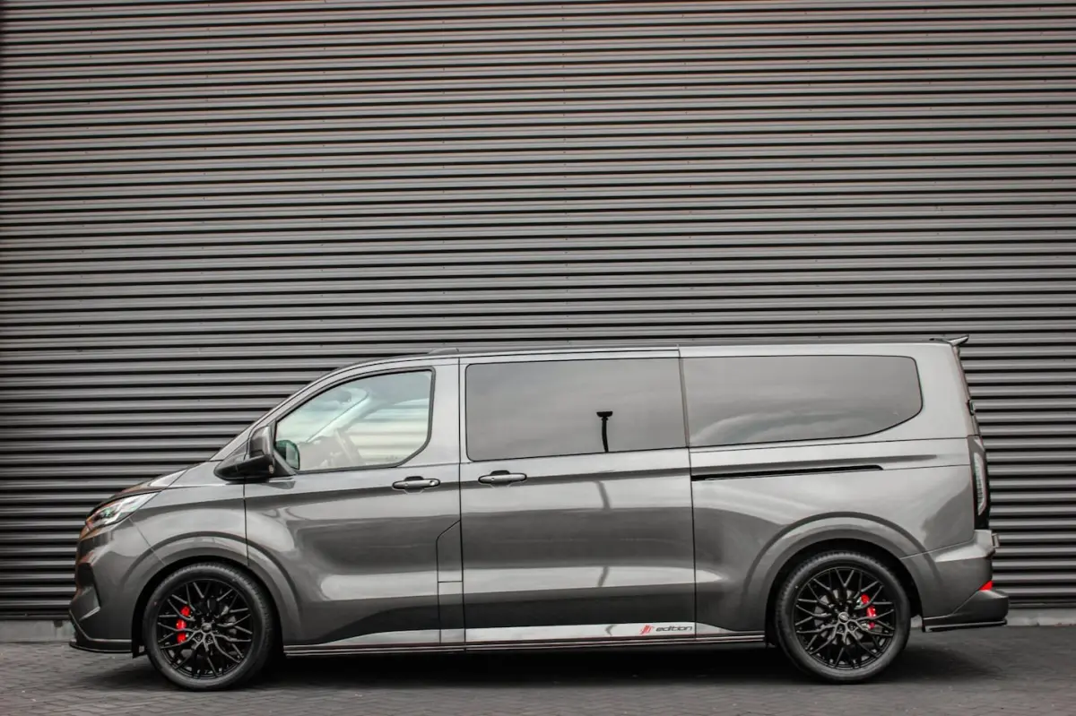 2.0 TDCI L2H1 170PK Limited DC / DUBBEL CABINE / JB- EDITION / DRIVER ASSISTANCE PACK / 5-