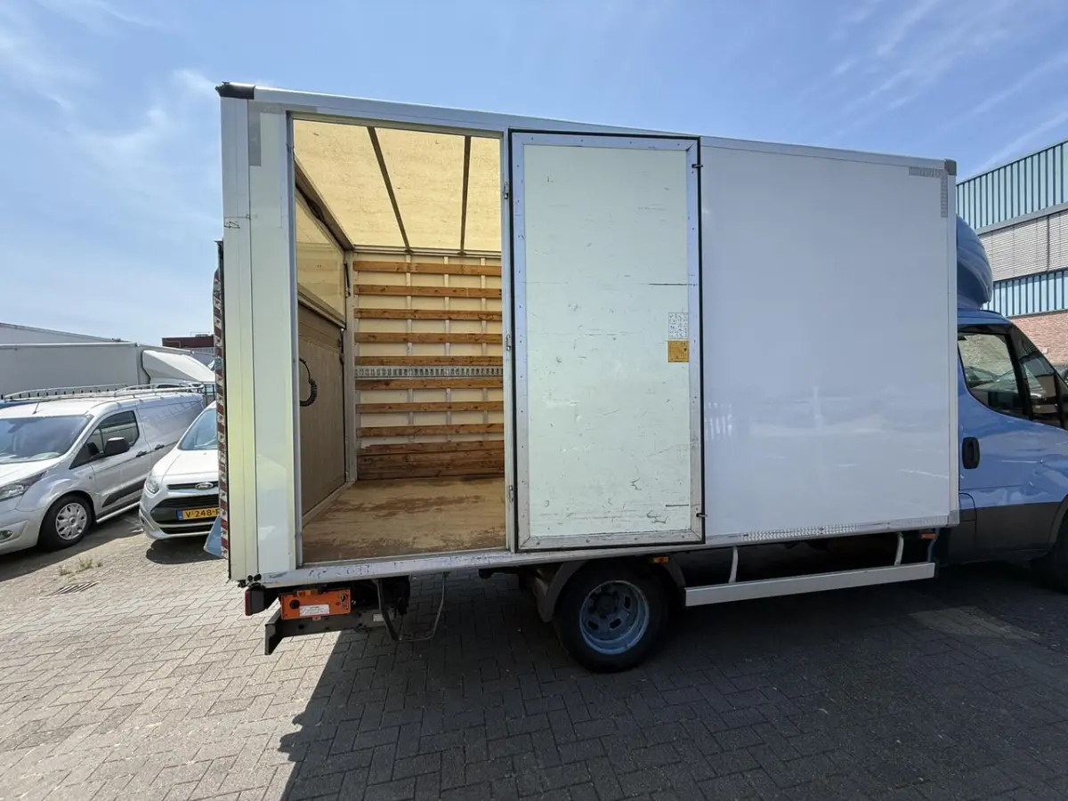 35C14 2.3 375 LAADKLEP EURO 6