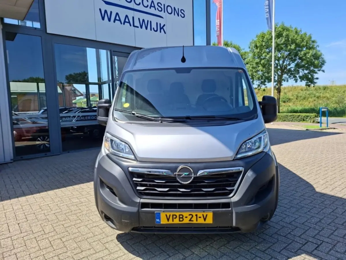 2.2D 140 L4H2 EDITION ZWAAR AIRCO NAVI PDC-CAMERA CRUISECONTROL