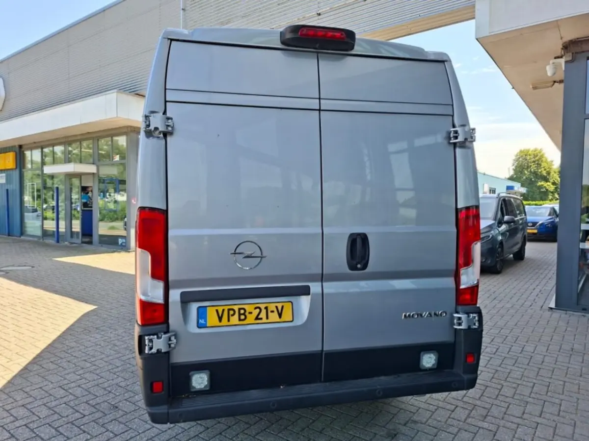 2.2D 140 L4H2 EDITION ZWAAR AIRCO NAVI PDC-CAMERA CRUISECONTROL