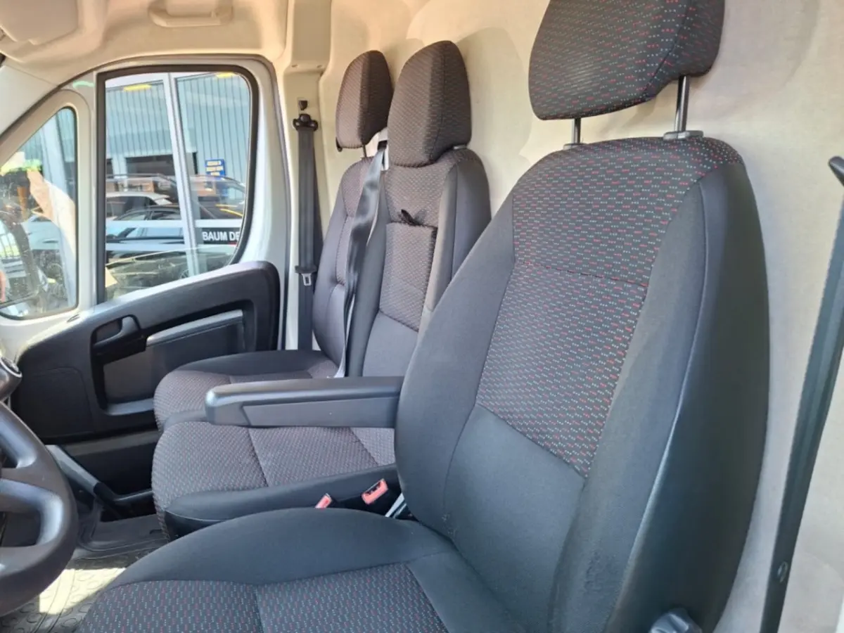 2.2D 140 L4H2 EDITION ZWAAR AIRCO NAVI PDC-CAMERA CRUISECONTROL