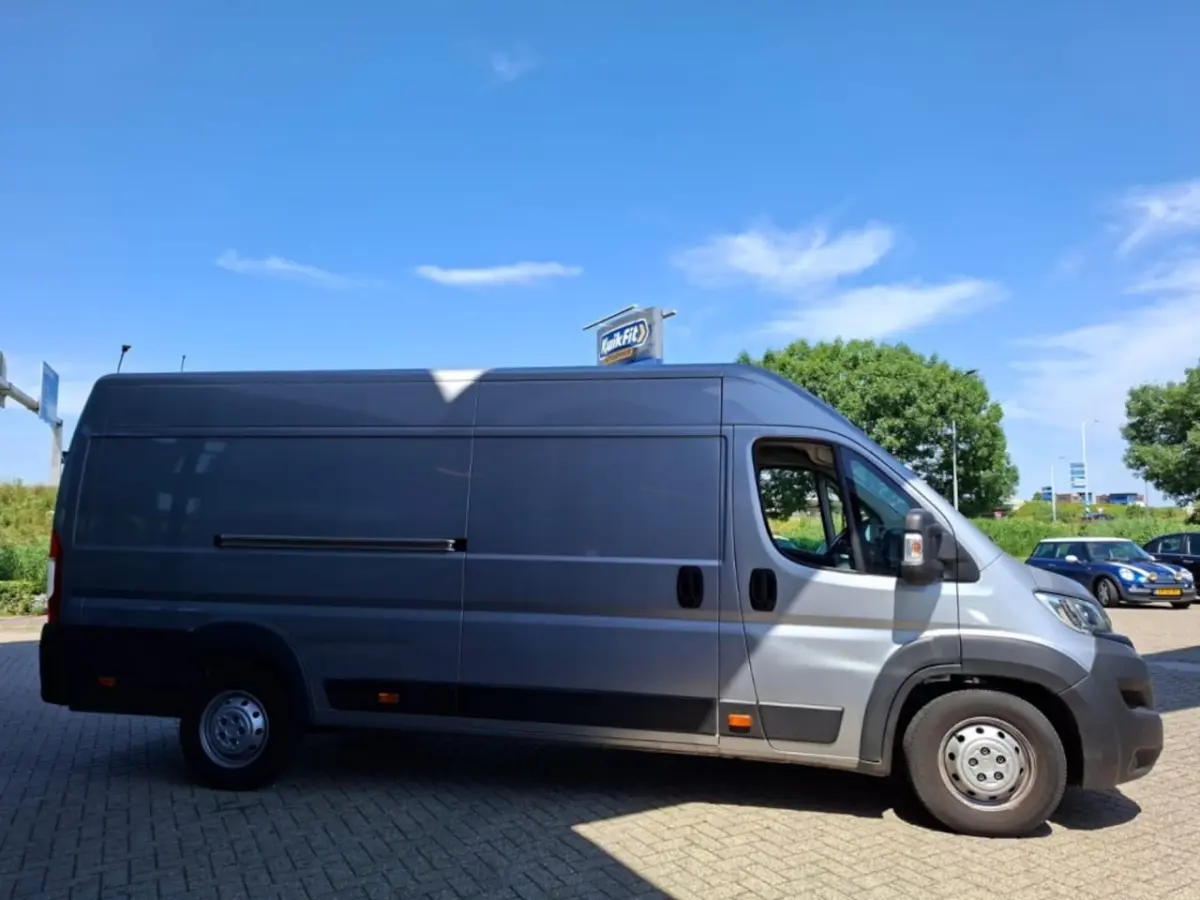 2.2D 140 L4H2 EDITION ZWAAR AIRCO NAVI PDC-CAMERA CRUISECONTROL