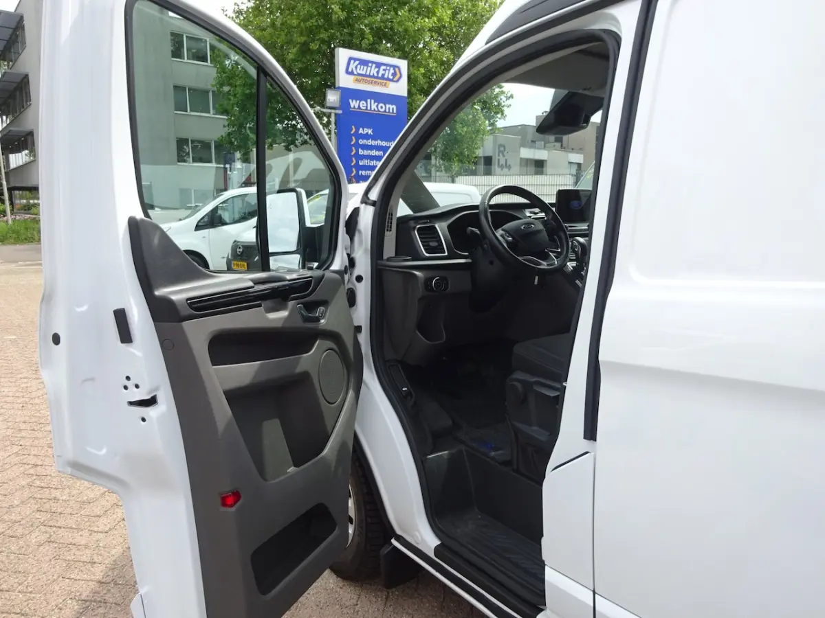 300 2.0 TDCI 130 PK L2H2 Limited AUTOMAAT AIRCO NAVI CRUISE CONTROL