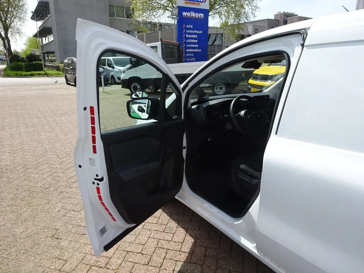 108 CDI L1 Pro MBUX AIRCO CRUISE CONTROL NAVIGATIE