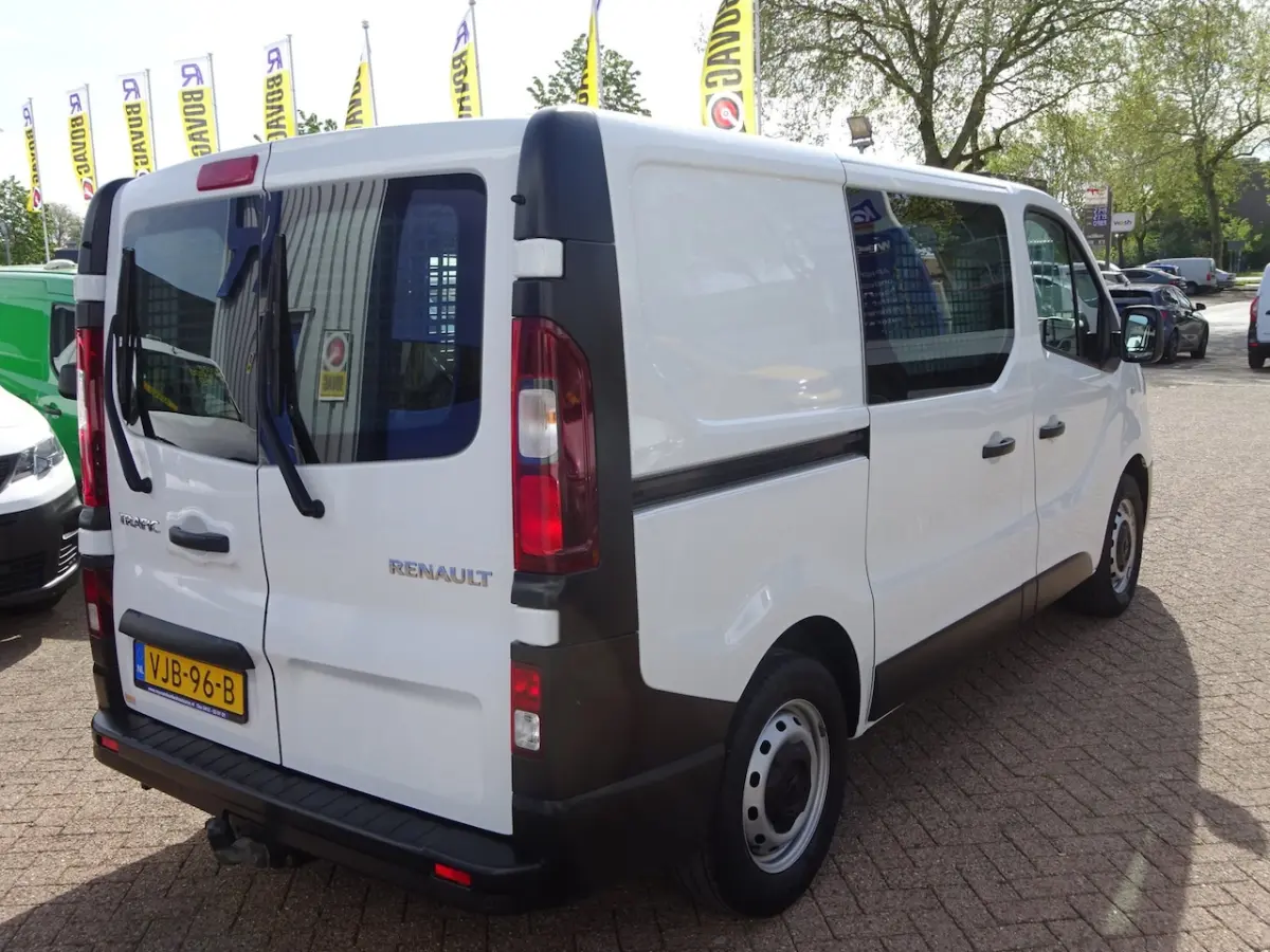 2.0 dCi 120 T29 L1H1 2 x SCHUIFDEUR AIRCO NAVIGATIE CRUISE CONTROL