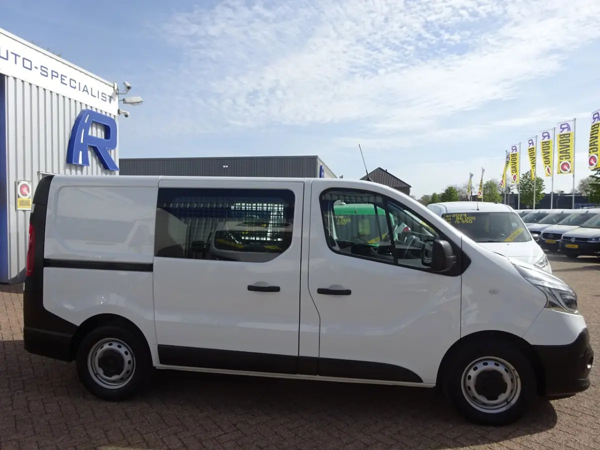 2.0 dCi 120 T29 L1H1 2 x SCHUIFDEUR AIRCO NAVIGATIE CRUISE CONTROL