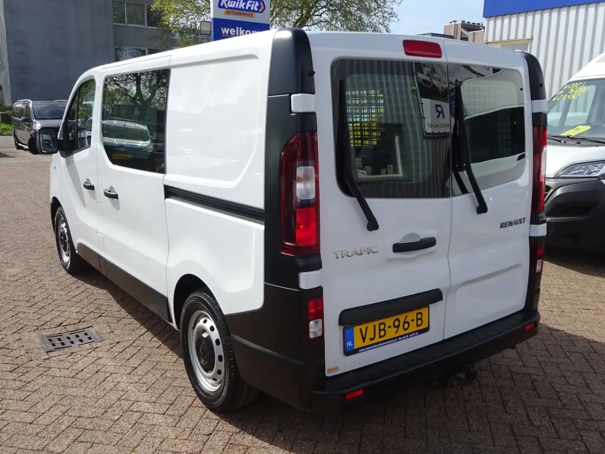 2.0 dCi 120 T29 L1H1 2 x SCHUIFDEUR AIRCO NAVIGATIE CRUISE CONTROL