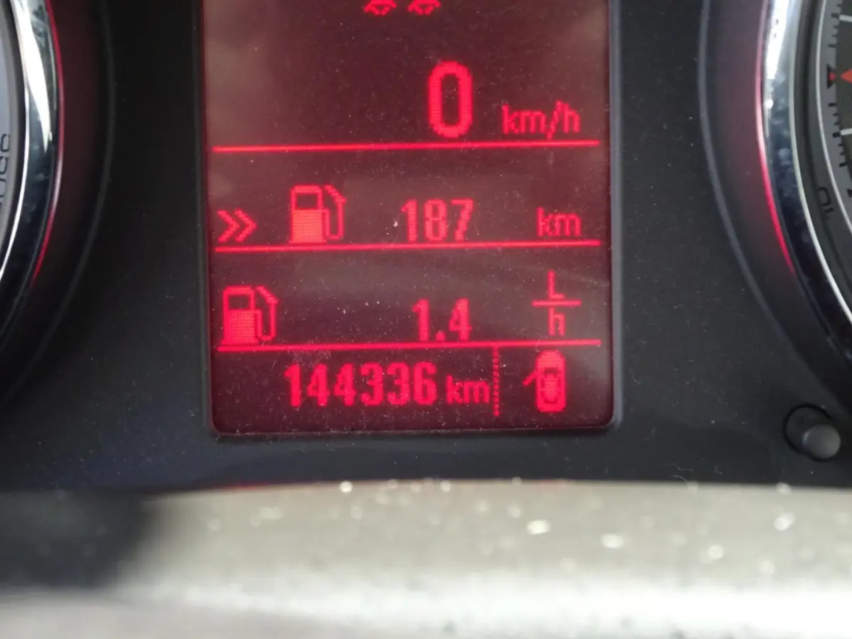 VAN 1.6 CDTI EU6 136 PK AIRCO CRUISE CONTROL NAVIGATIE zeer luxe grijs kenteken