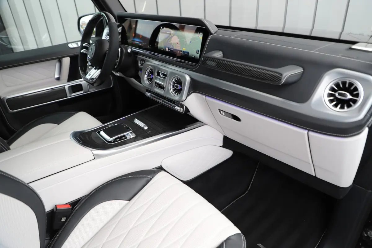 AMG 63 | 585PK | G-Manufaktur | Massage | Facelift | Carbon | Burmester | Keyless-go | Sch