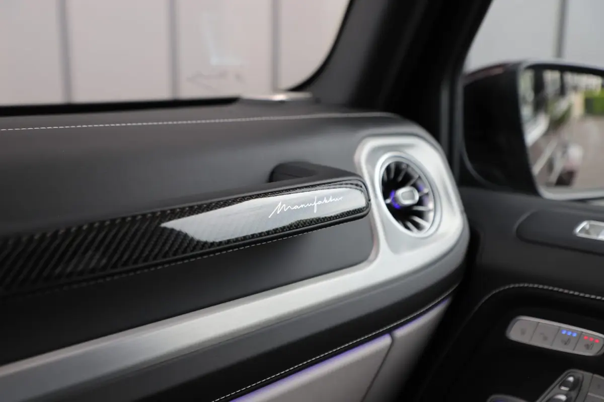 AMG 63 | 585PK | G-Manufaktur | Massage | Facelift | Carbon | Burmester | Keyless-go | Sch