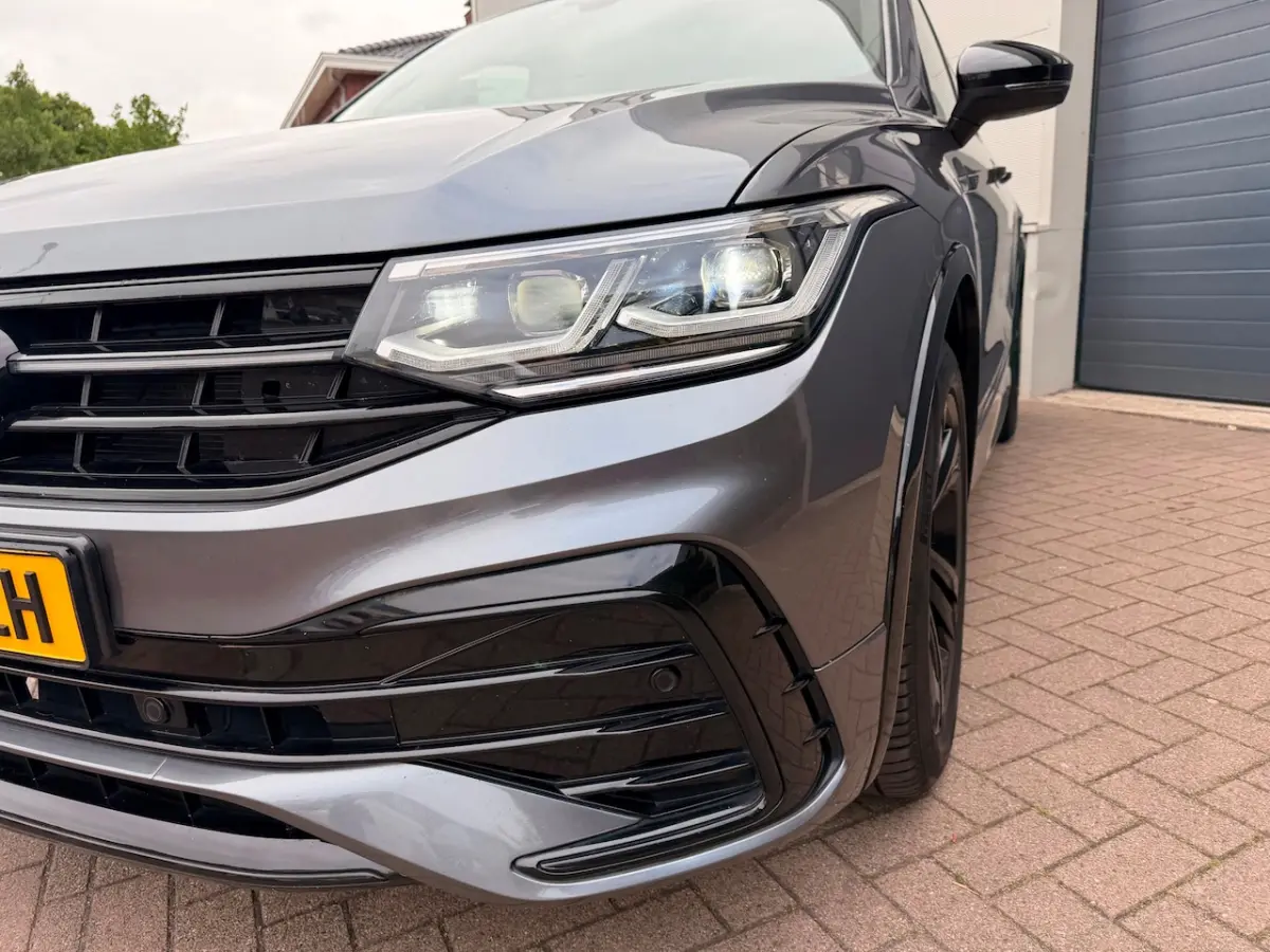1.5 TSI R-Line Business+ 7p./Pano/IQ Light/Camera/Sfeer verlichting/Navi/Climate-c/Cruise-