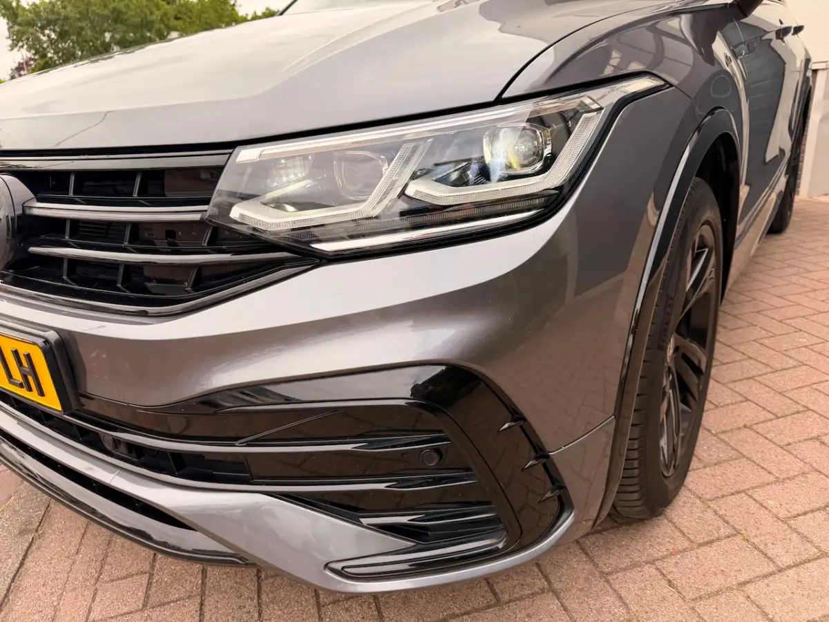 1.5 TSI R-Line Business+ 7p./Pano/IQ Light/Camera/Sfeer verlichting/Navi/Climate-c/Cruise-