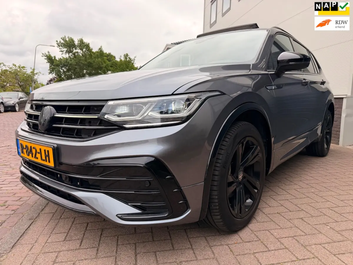 1.5 TSI R-Line Business+ 7p./Pano/IQ Light/Camera/Sfeer verlichting/Navi/Climate-c/Cruise-