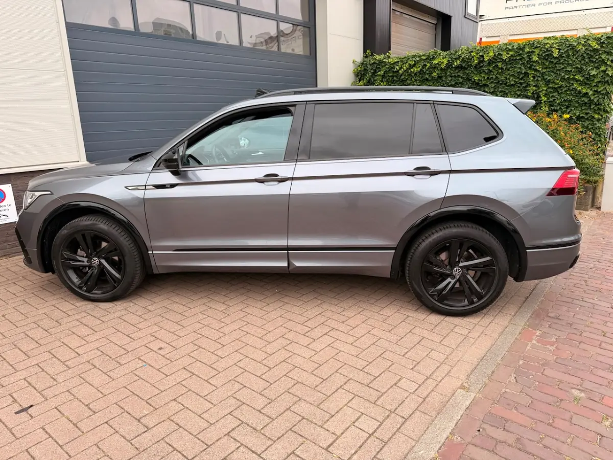 1.5 TSI R-Line Business+ 7p./Pano/IQ Light/Camera/Sfeer verlichting/Navi/Climate-c/Cruise-
