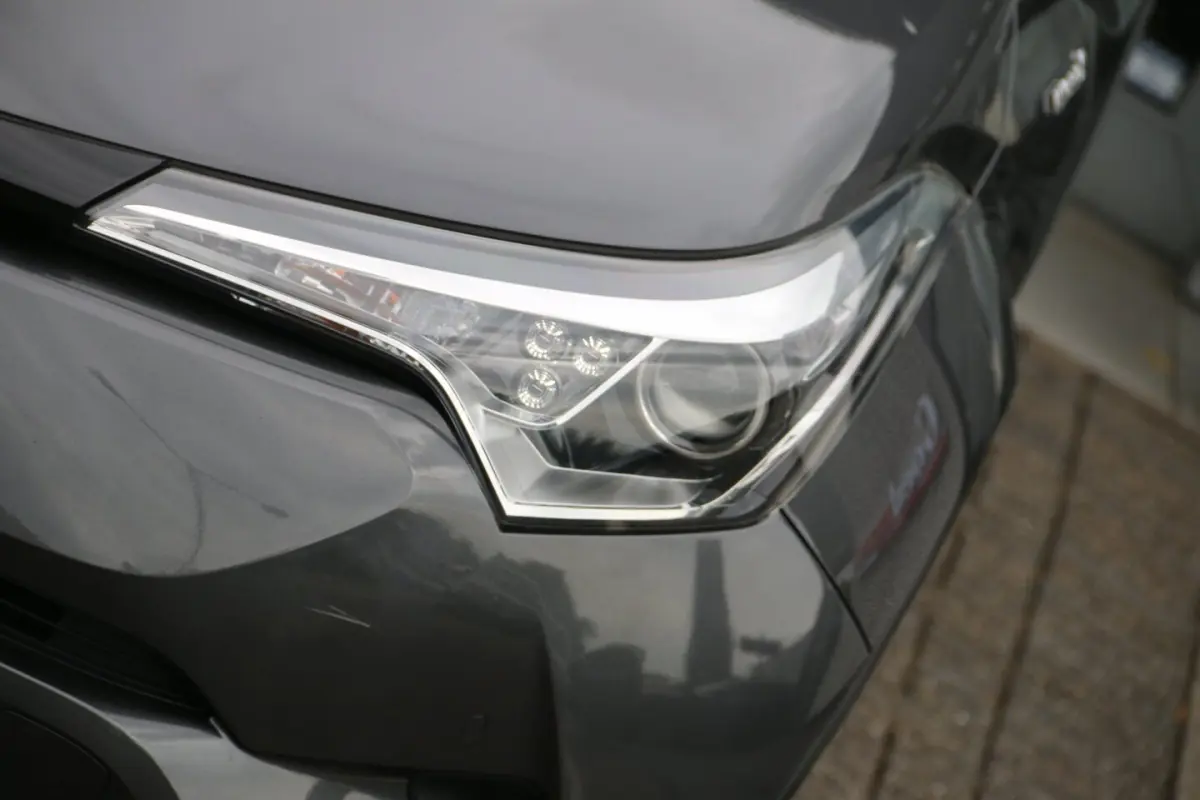1.8 Hybrid Executive NL-AUTO NAP CAMERA