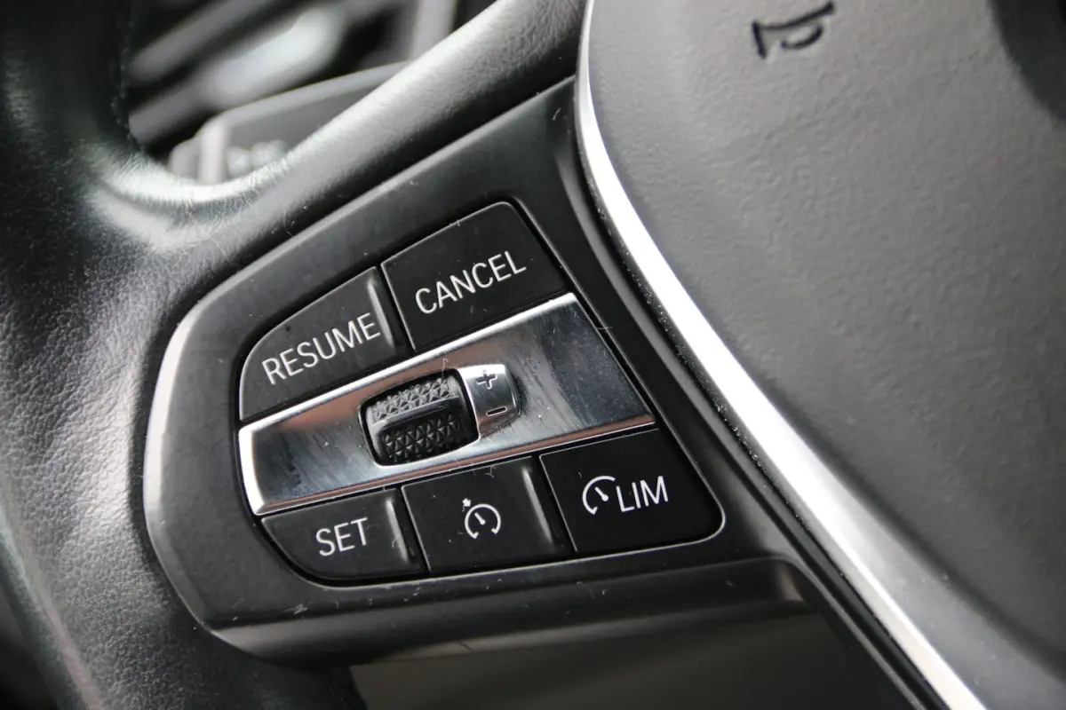 118i Executive Edition GARANTIE SEPT-2027