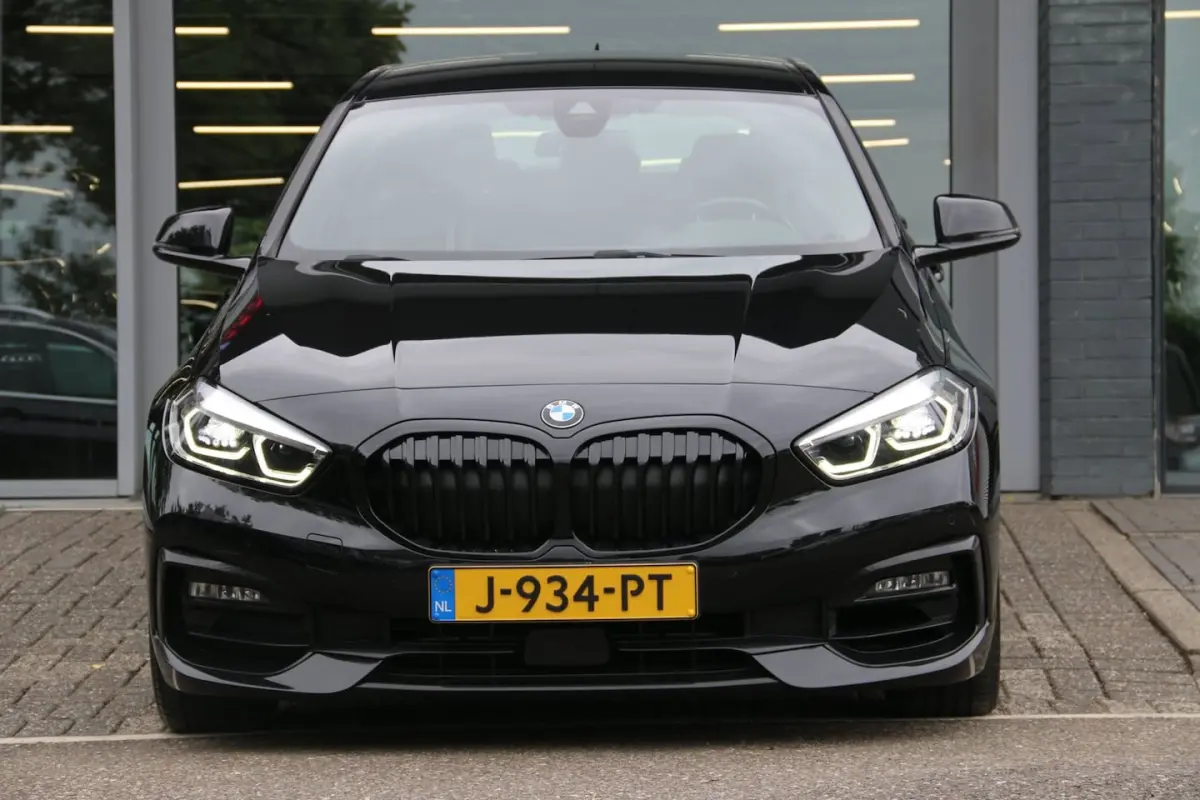 118i Executive Edition GARANTIE SEPT-2027