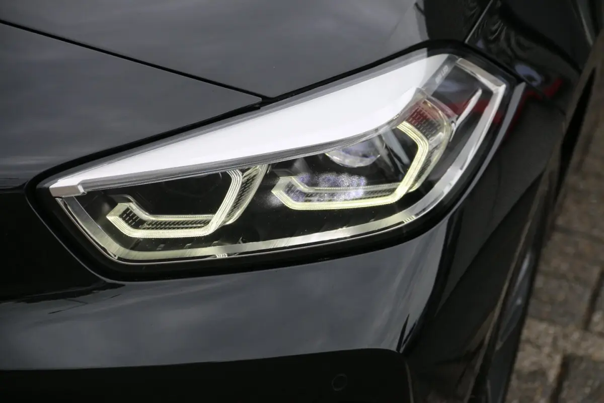 118i Executive Edition GARANTIE SEPT-2027