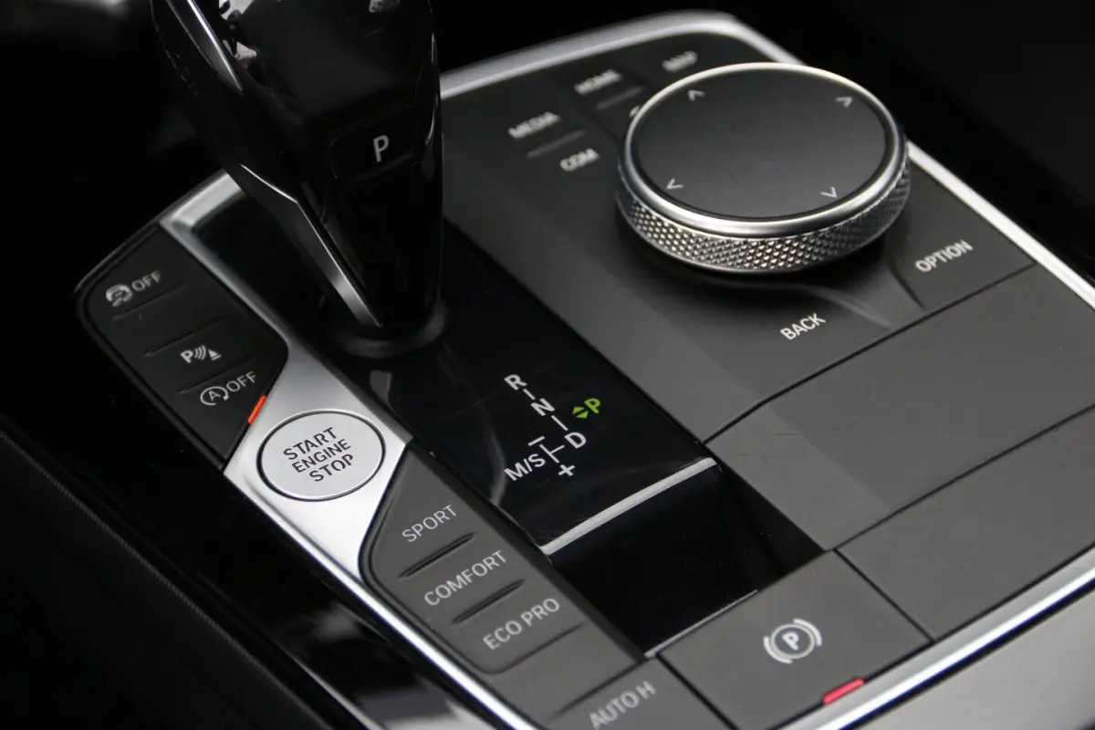 118i Executive Edition GARANTIE SEPT-2027