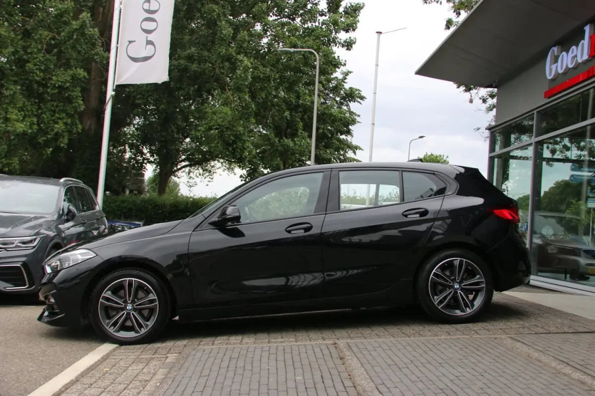 118i Executive Edition GARANTIE SEPT-2027