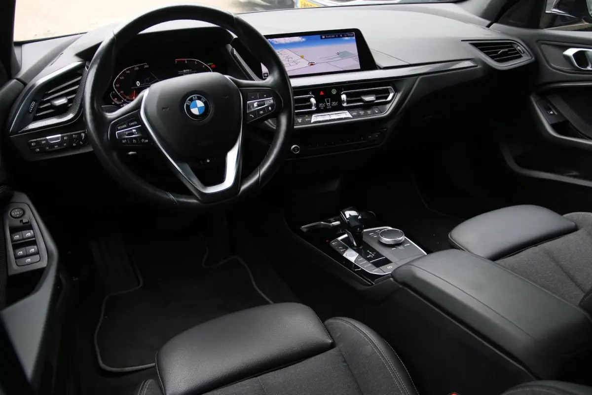 118i Executive Edition GARANTIE SEPT-2027