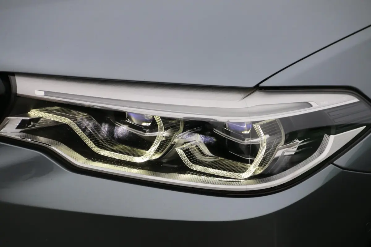520i High Executive Edition M-PAKKET PANO-DAK NL-AUTO