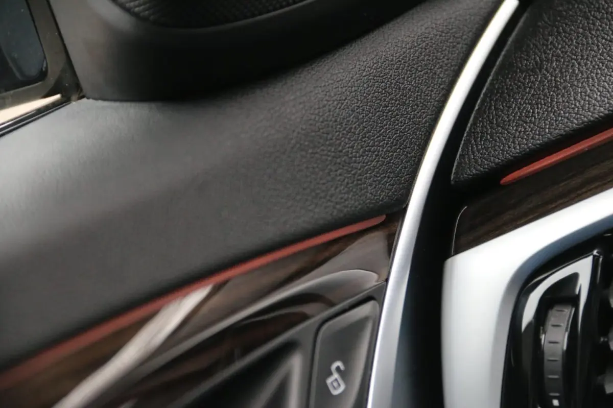 520i High Executive Edition M-PAKKET PANO-DAK NL-AUTO