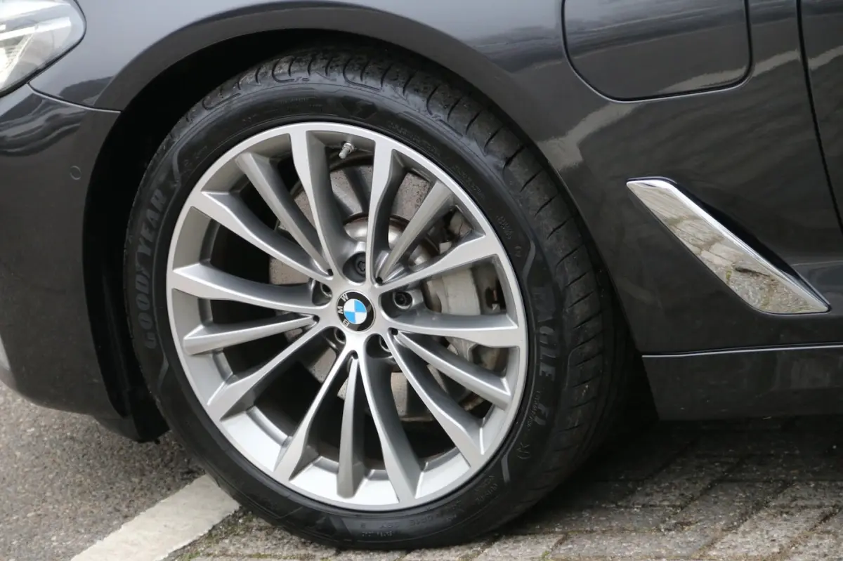 530e High Executive BTW-AUTO DEALER OND. NL-AUTO NAP